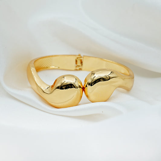 Gold Teardrop Open Bangle