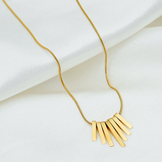 Minimal Gold Bar Fringe Necklace