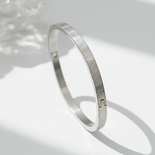 Minimal Wave Texture Gold Bangle Bracelet