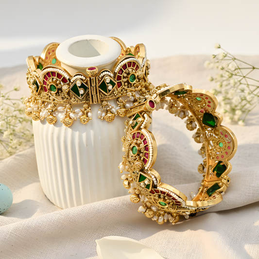 Royal Antique Ghunghroo Gold Bangles