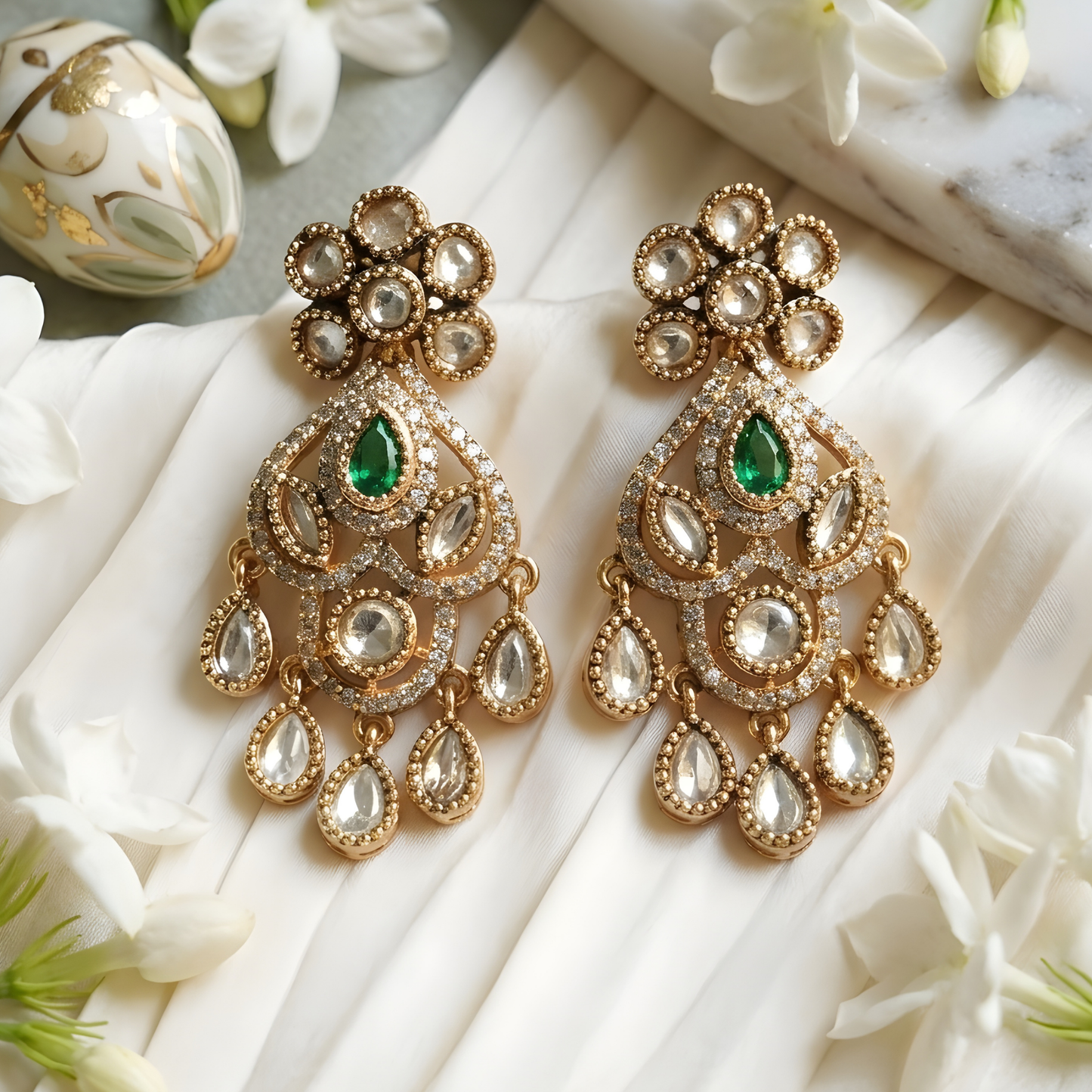 Emerald Green Kundan Pendant Necklace Set