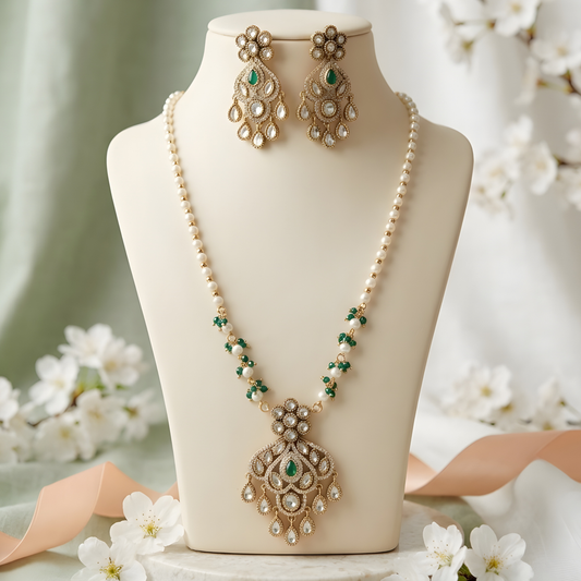Emerald Green Kundan Pendant Necklace Set