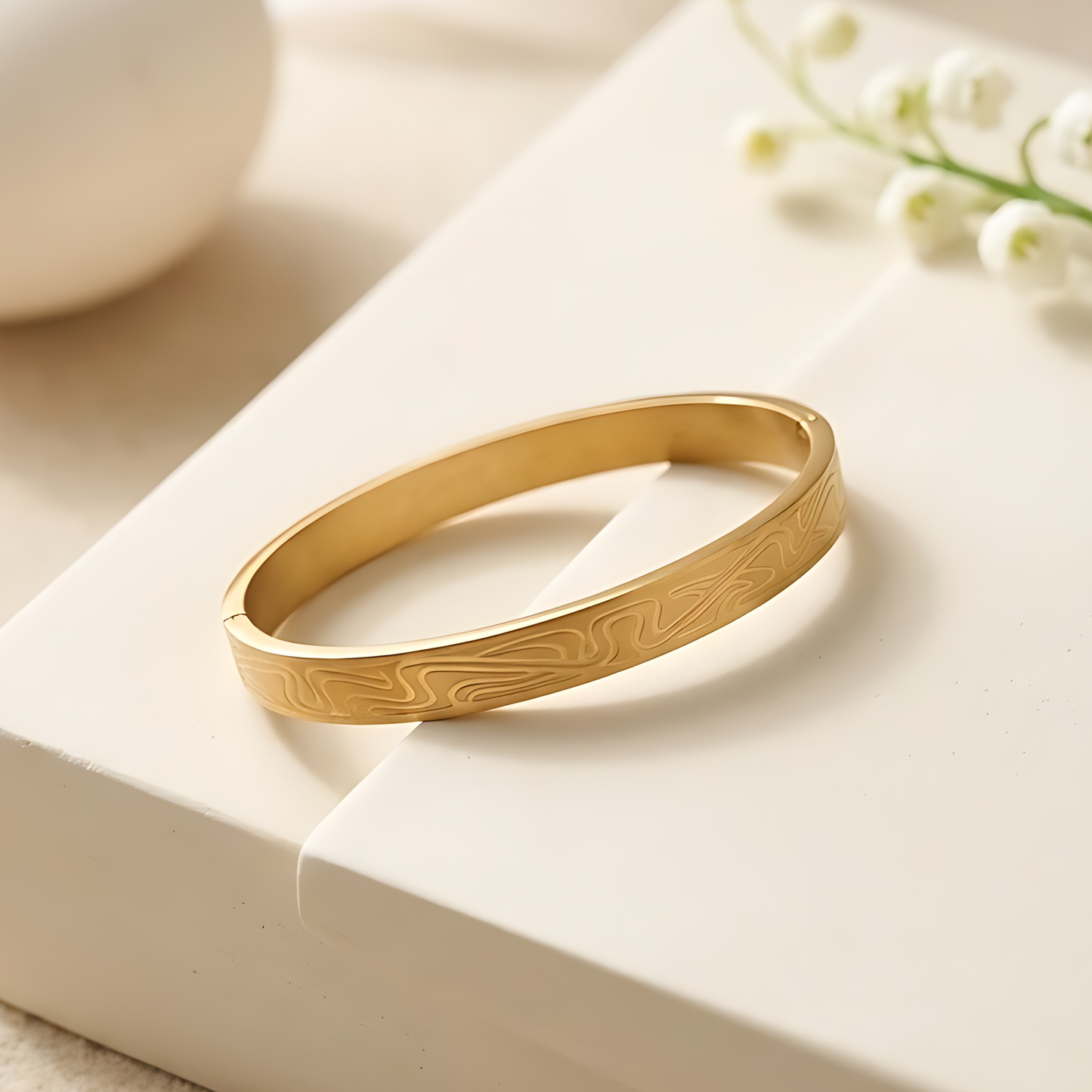 Elysian Textured Gold Bracelet