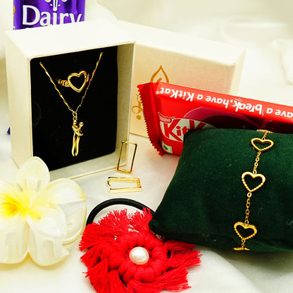 Cute Love Jewelry Gift Hamper For Her