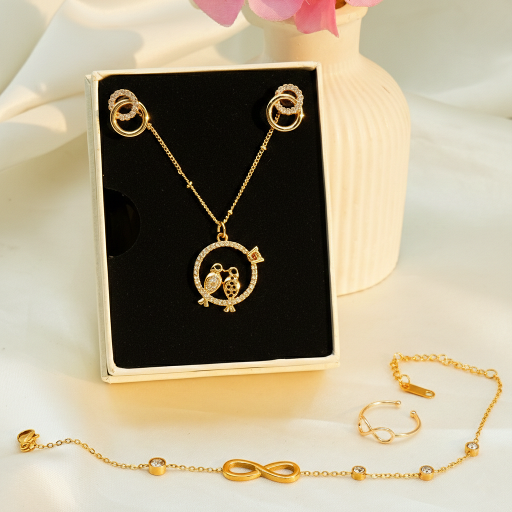 Cute Love Birds Gift Hamper For Her