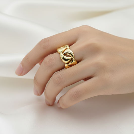 Bold Gold Chain Link Ring