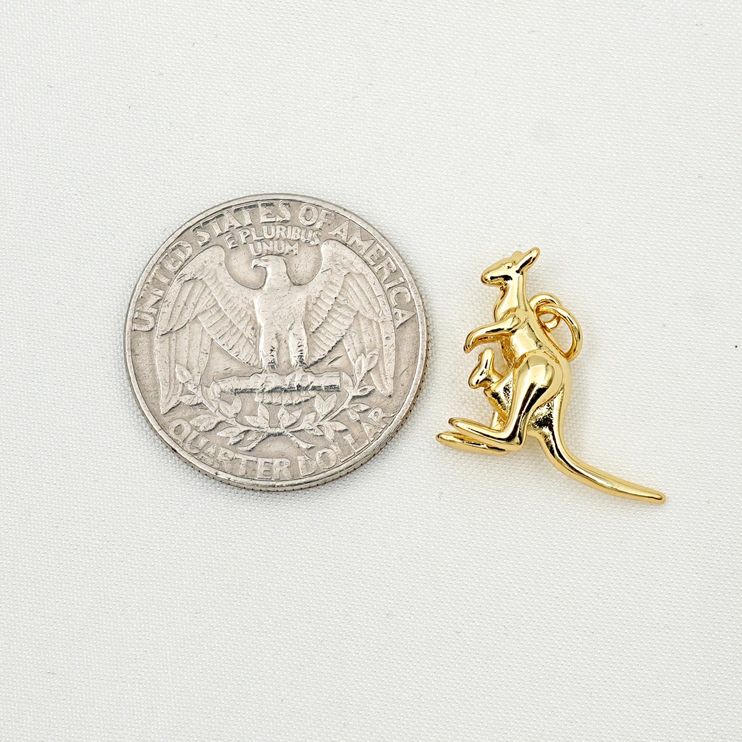 Gold Kangaroo Charm – Cute Australian Animal Pendant