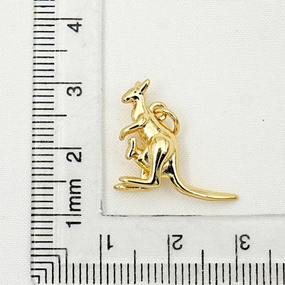 Gold Kangaroo Charm – Cute Australian Animal Pendant