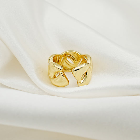 Bold Gold Chain Link Ring