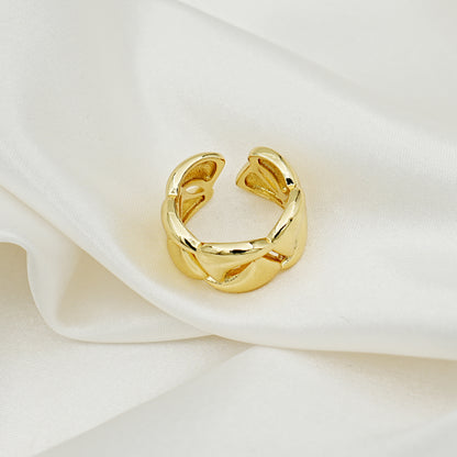 Bold Gold Chain Link Ring