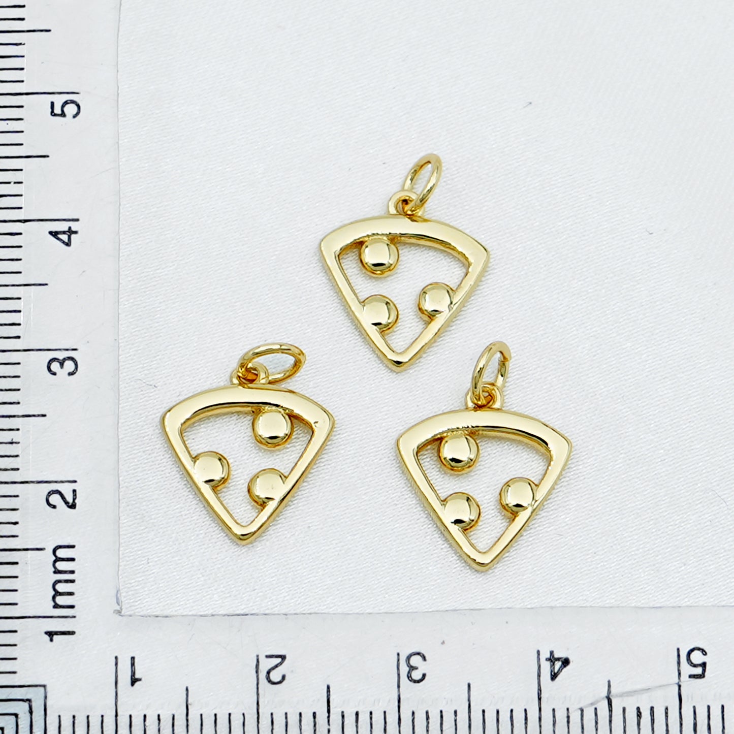 Gold Pizza Slice Charm – Playful Minimal Food Pendant