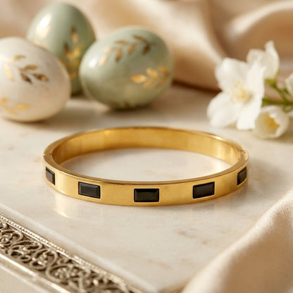 Gold Filled Wave Bangle