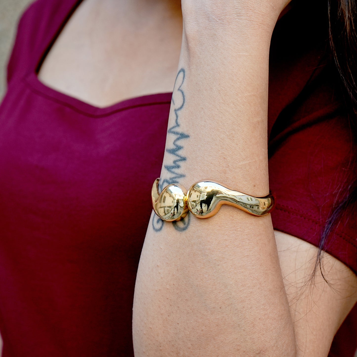 Gold Teardrop Open Bangle