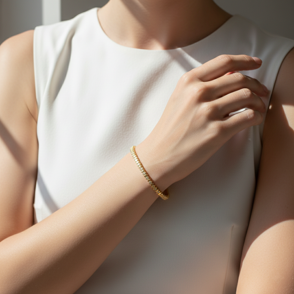 Bezel Diamond Dot Gold Bangle