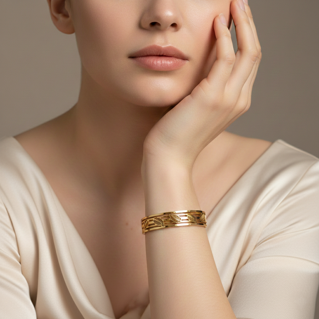 Gold Leaf Cutout Bangle