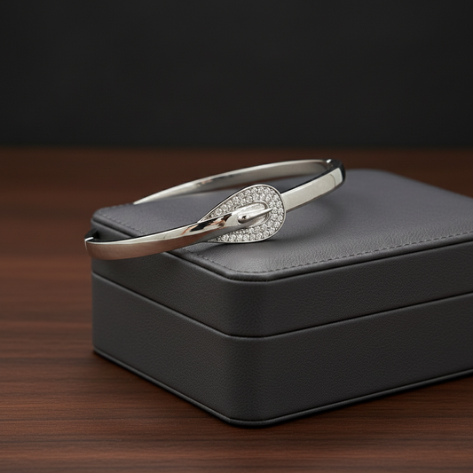 Stainless Steel Buckle Design Bangle