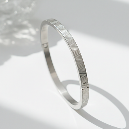 Minimal Wave Texture Gold Bangle Bracelet