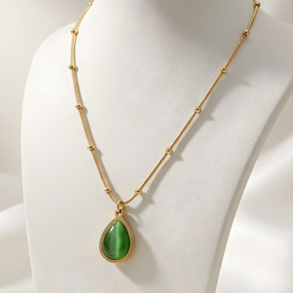 Green Teardrop Pendant Necklace