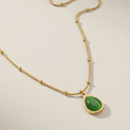 Green Teardrop Pendant Necklace