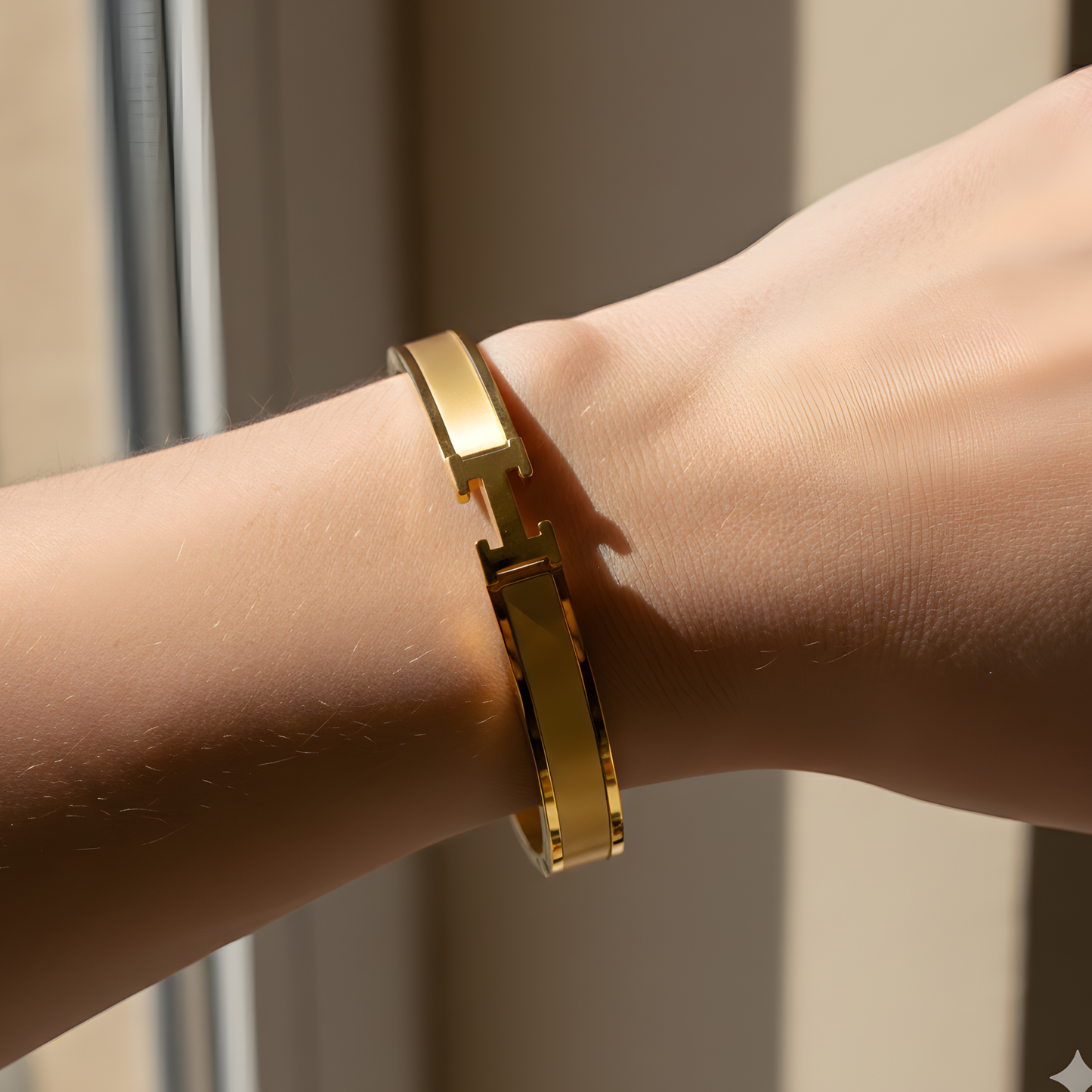 Gold "H" Detail Hinged Bangle