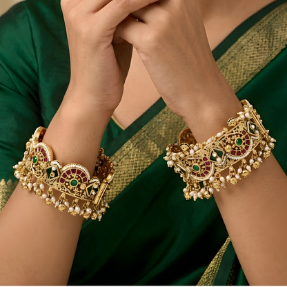 Royal Antique Ghunghroo Gold Bangles