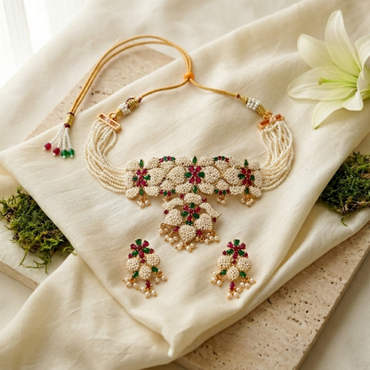 Traditional Pearl Choker Necklace Set