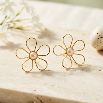 Minimalist Pearl Flower Stud Earrings
