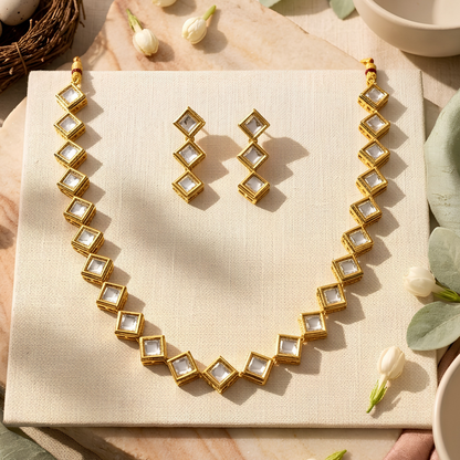 Single Line Kundan Necklace Set with Earrings
