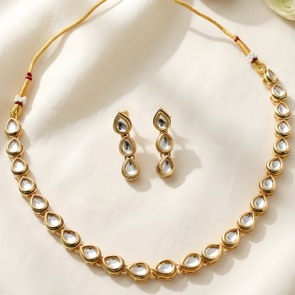 Single Line Kundan Necklace Set with Earrings