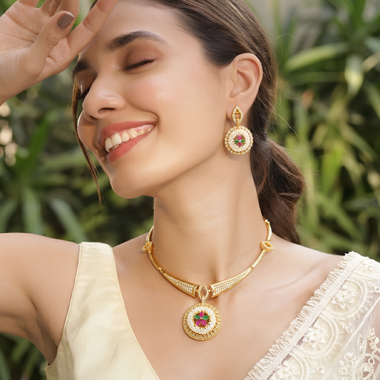 Floral Kundan Hasli Necklace Set With Earrings