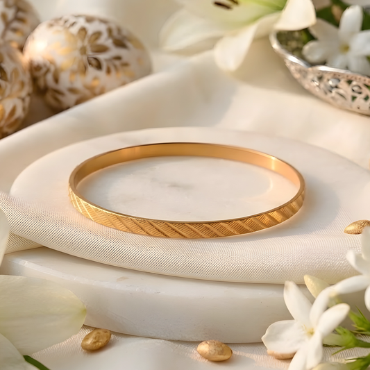 Classic Gold Texture Bangle