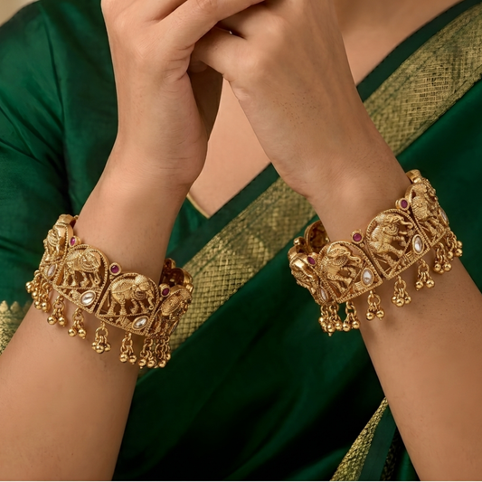 Handcrafted Elephant Motif Temple Kada Bangle