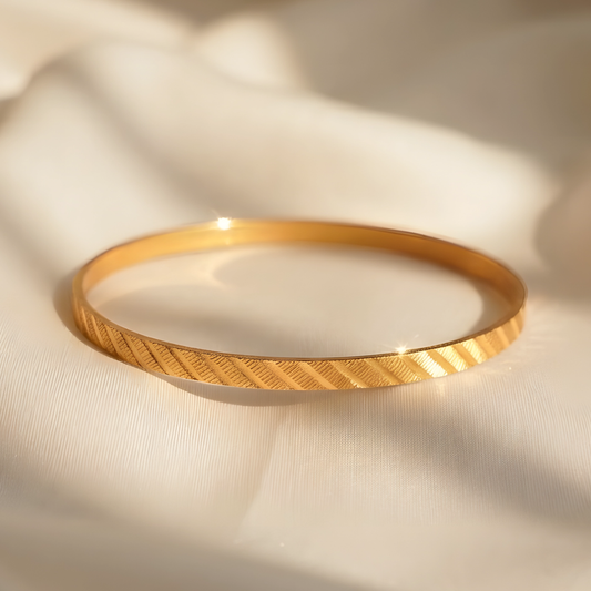 Classic Gold Texture Bangle