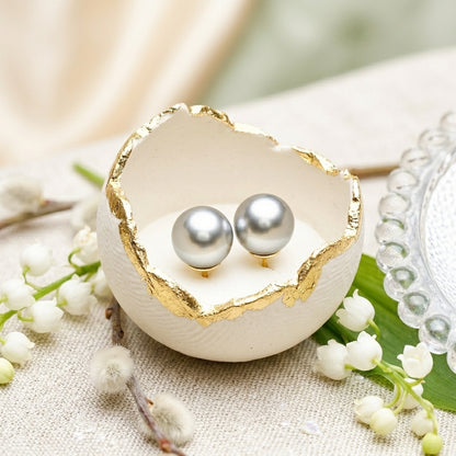 Classical Pearl Stud Earrings