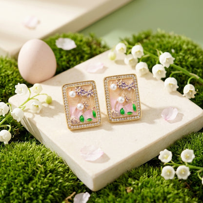 Enchanted Garden Pearl Stud Earrings