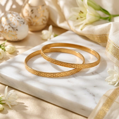 Classic Gold Texture Bangle Set